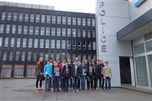 Visite de la centrale des bureaux de Police Grand-ducale par la classe de 9e