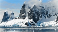 Ant­ark­ti­sches Eis schmilzt zu schnell