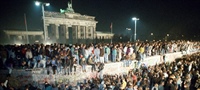 Vor 30 Jahren, am 9. November 1989, fiel die Mauer in Berlin.