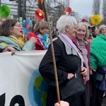 Kli­ma-Se­nio­rin­nen ge­win­nen vor Ge­richt