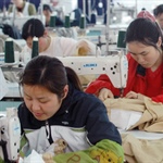 Greenpeace lobt Textilfirmen