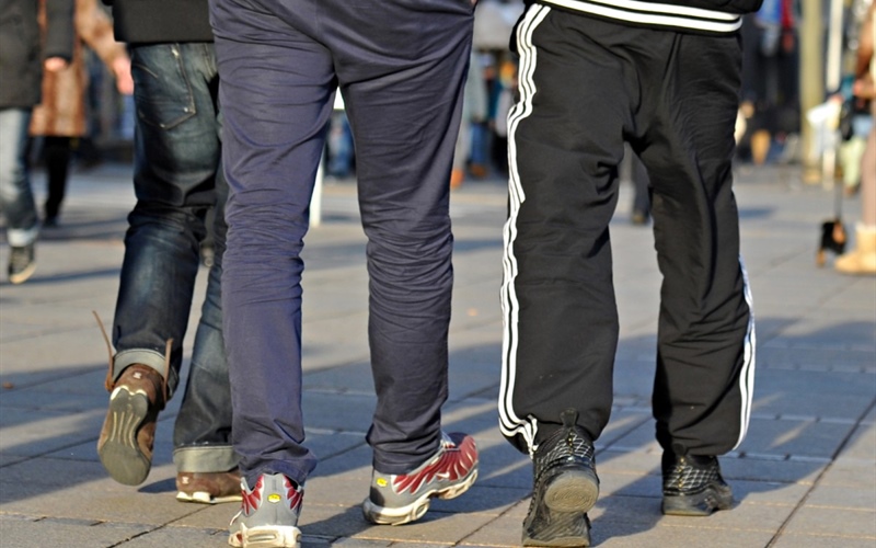 Jogginghosen verboten: Schule schickt Kinder nach Hause